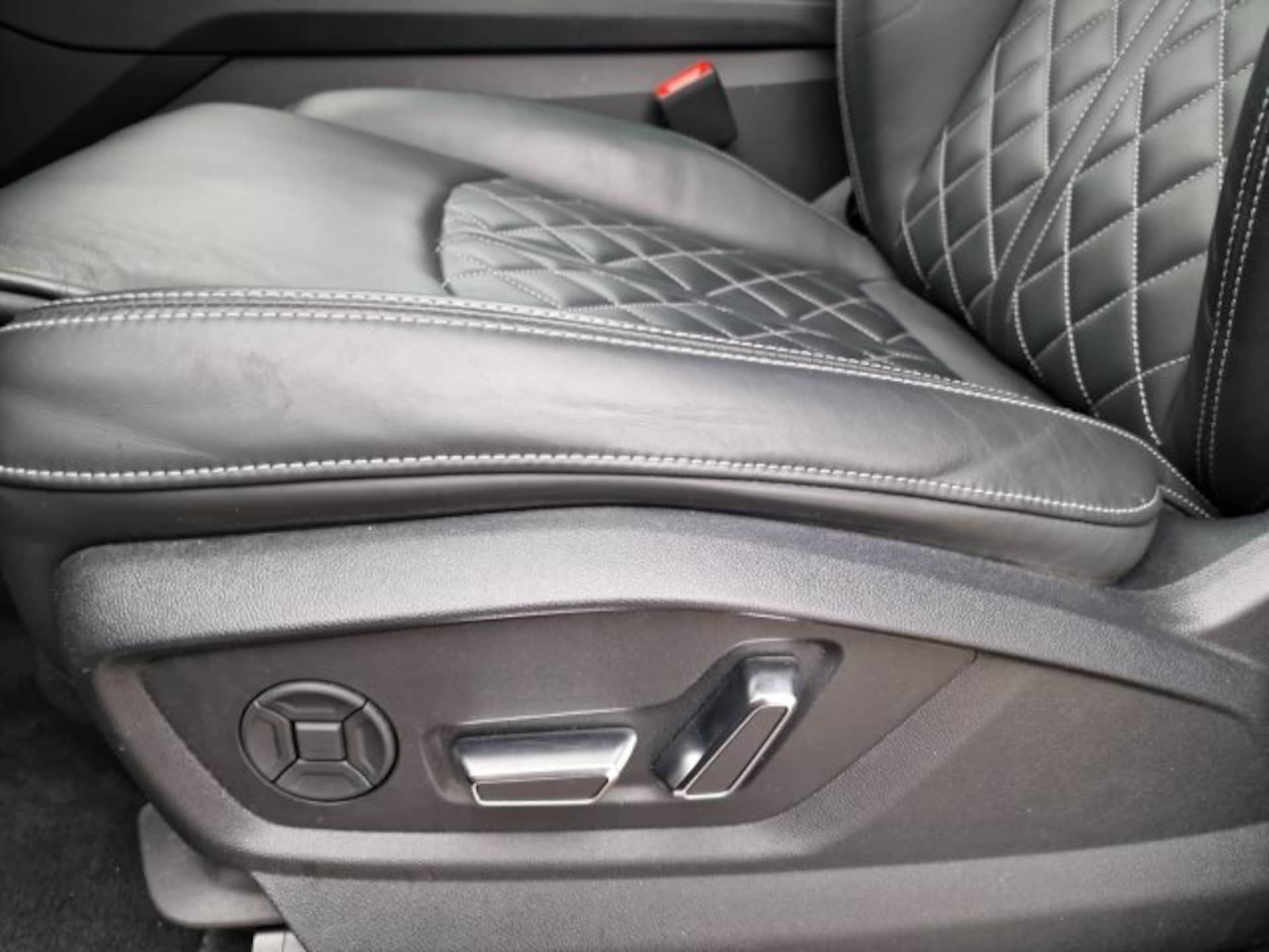 Audi SQ8 SUV