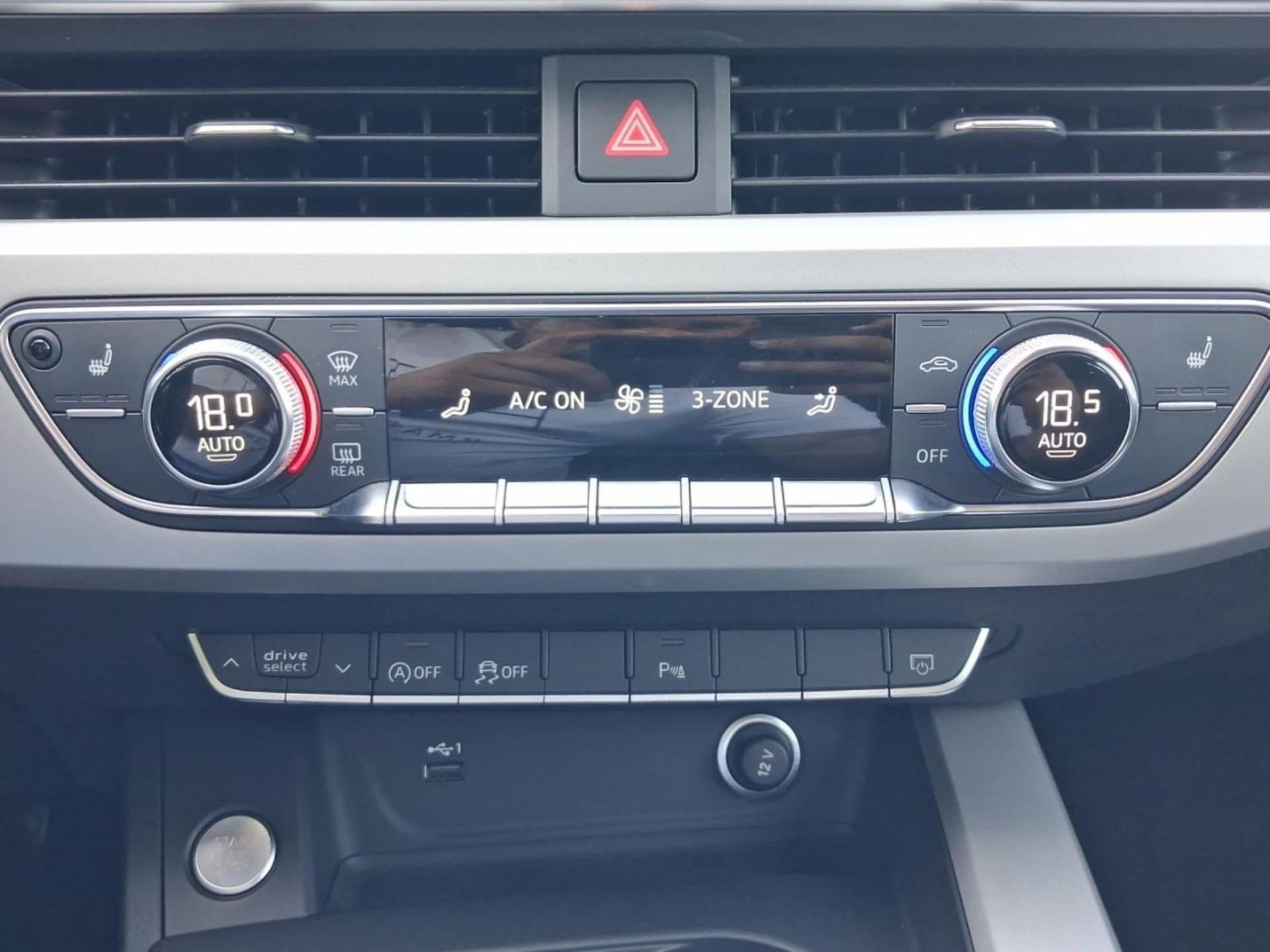 Audi A4 Avant S line