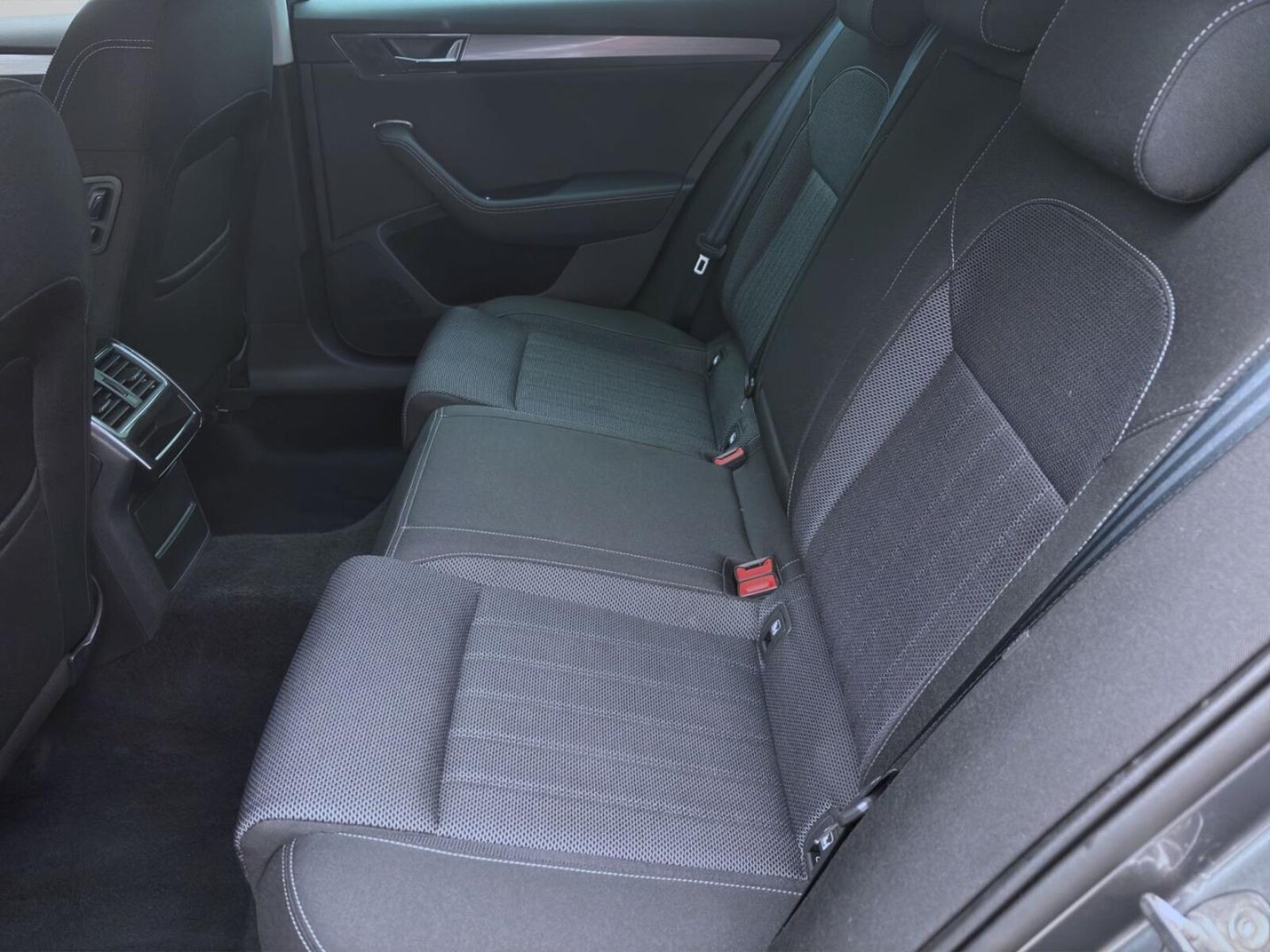 Škoda Superb Combi – Bild 16