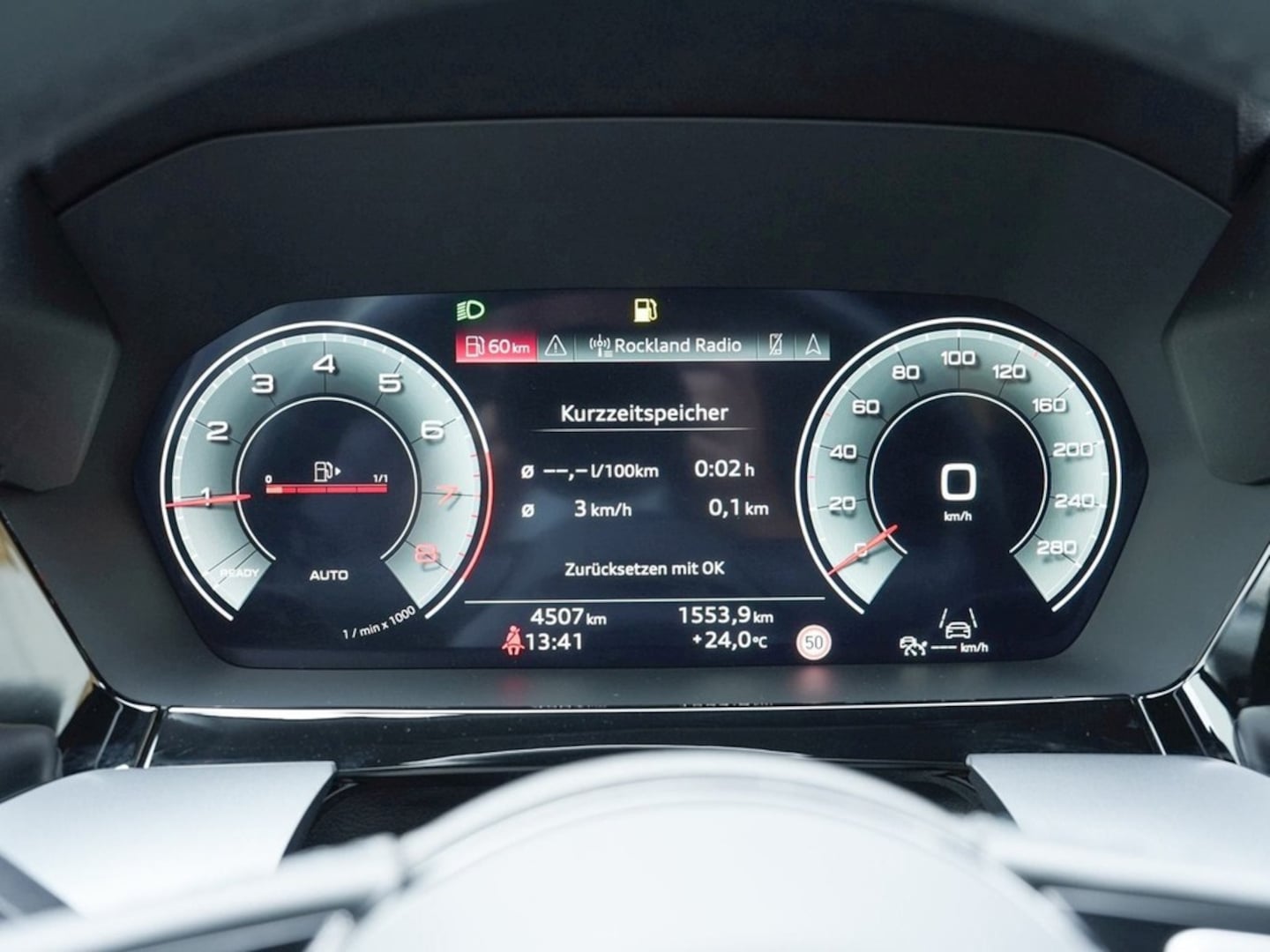 Bild über Audi A3 allstreet TFSI Schaltgetriebe - für weitere Informationen kontaktieren Sie den Audi Partner