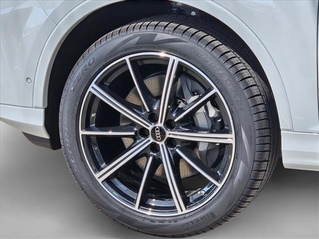 2026 Audi Q7 Premium Plus - Photo 9