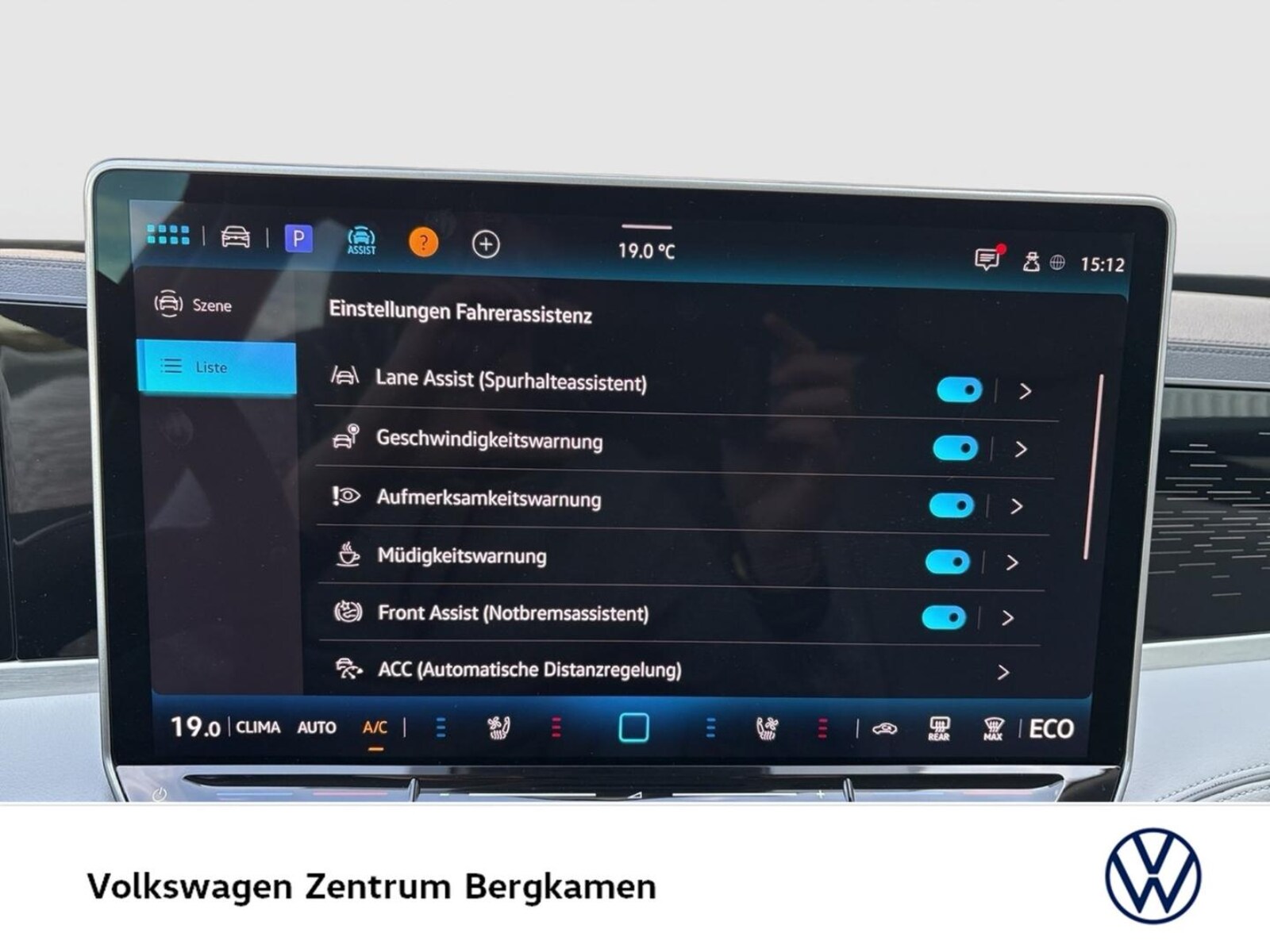 Volkswagen Passat – Bild 15