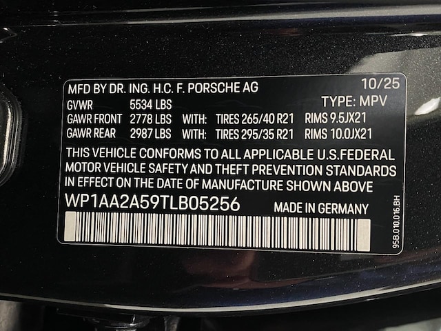 2026 Porsche Macan T - Photo 36