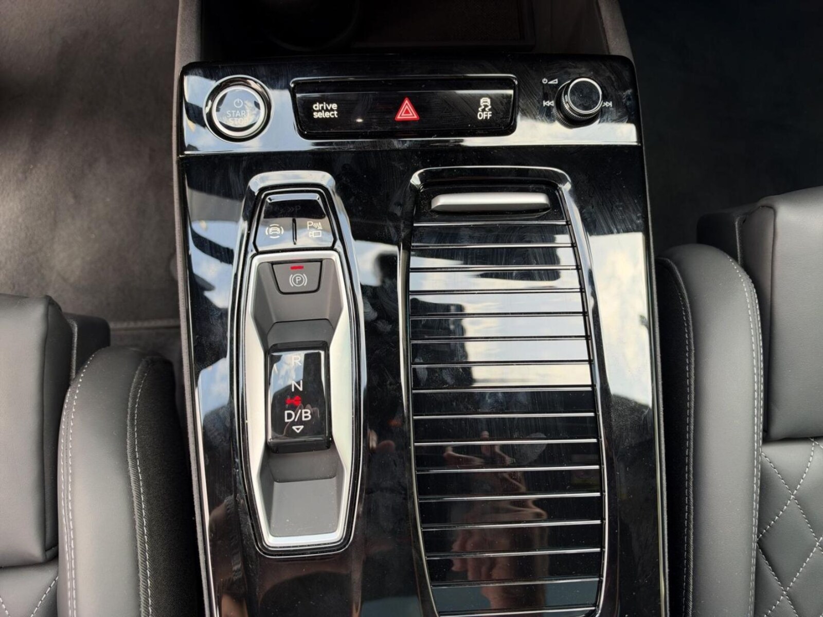 Audi Q6 Sportback e-tron – Bild 20
