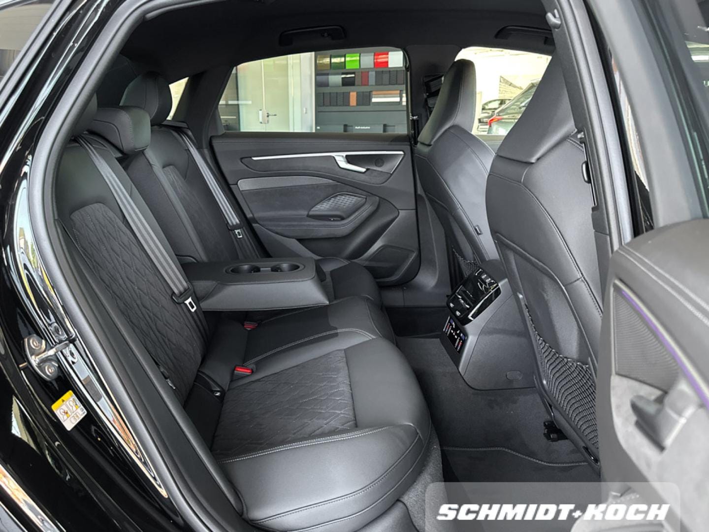 Bild über Audi A6 Limousine edition one TDI quattro 150 kW S tronic - für weitere Informationen kontaktieren Sie den Audi Partner