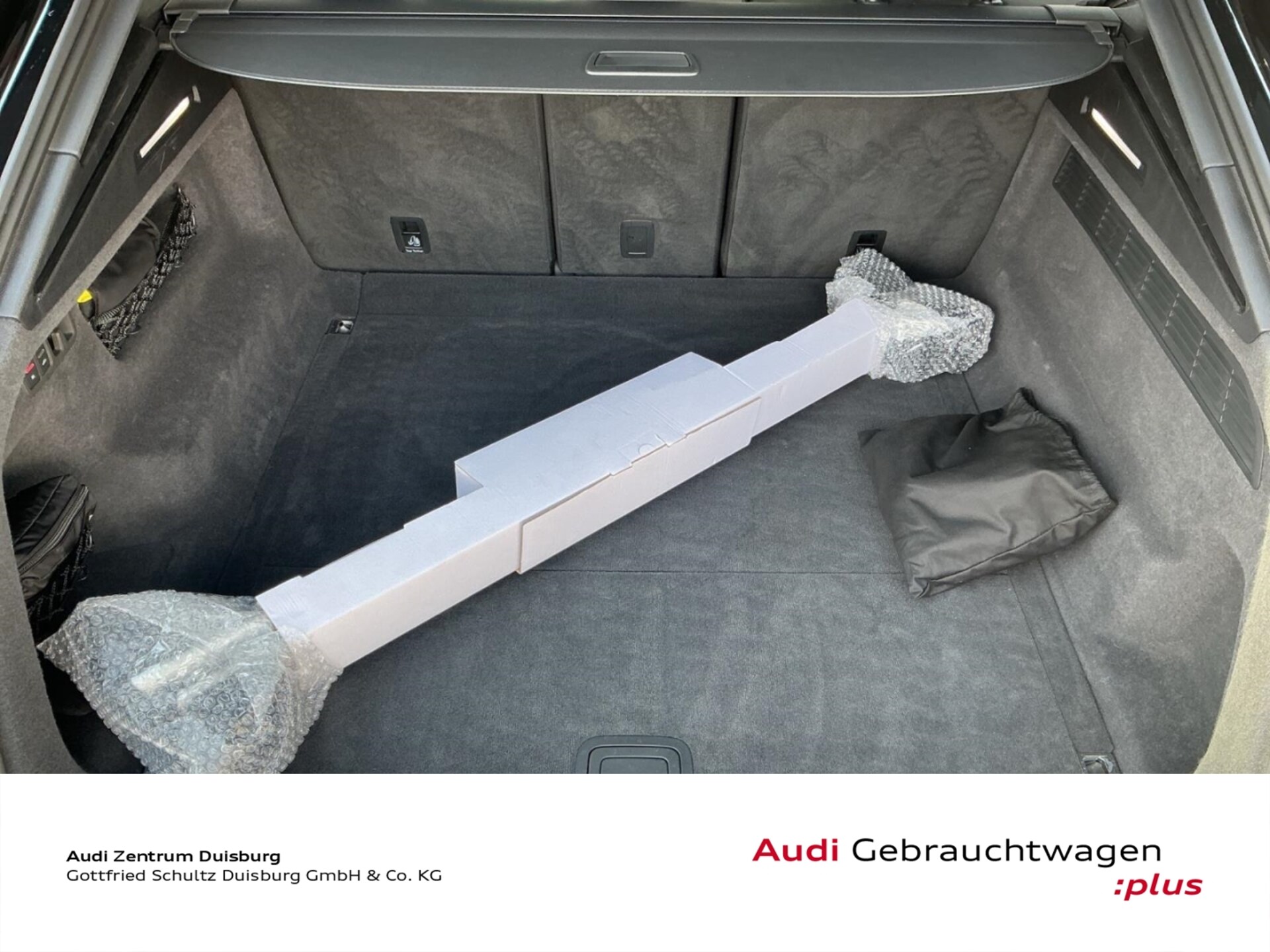 Audi SQ8 SUV