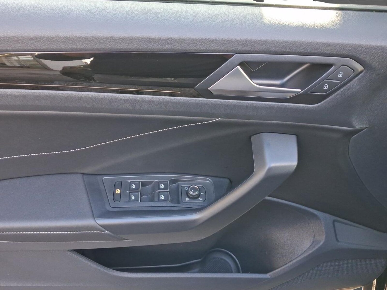 Volkswagen T-Roc – Bild 12