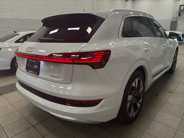 2023 AUDI E-TRON - Image 5