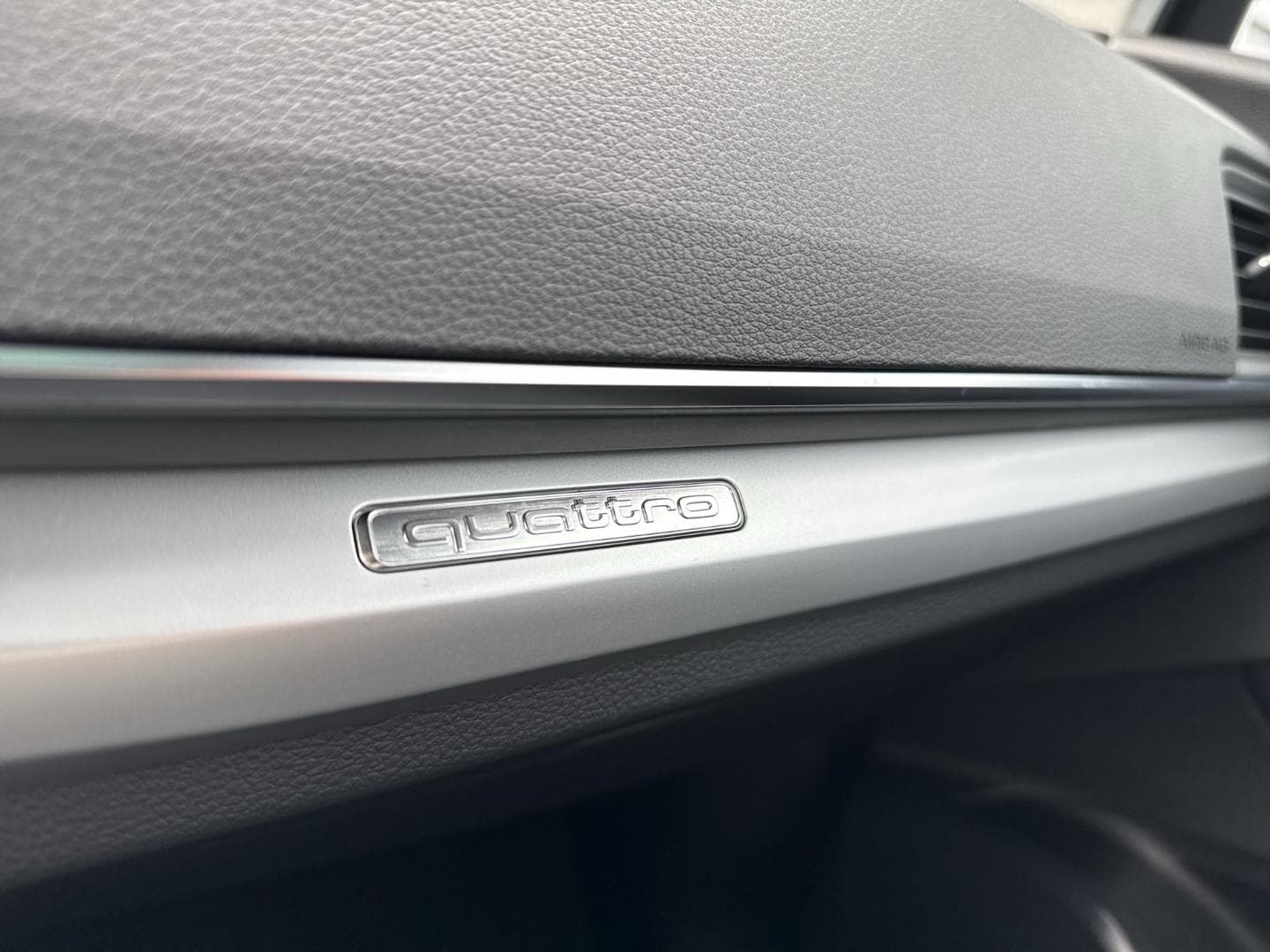 Bild über Audi Q5 Sportback TFSI e S line 50 TFSI e quattro S tronic - für weitere Informationen kontaktieren Sie den Audi Partner