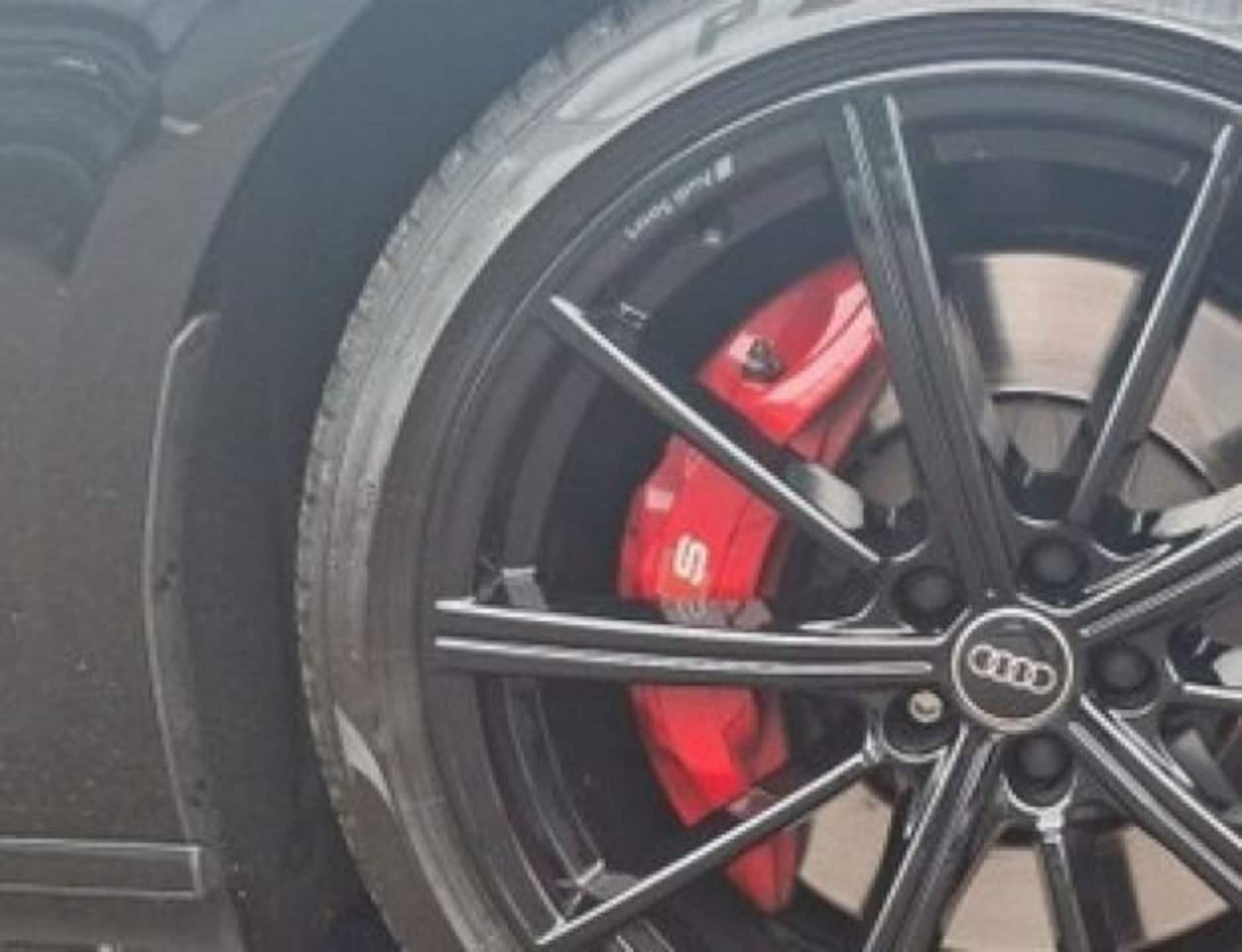Audi S8
