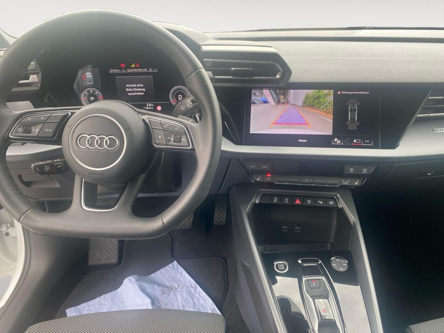 Bild über Audi A3 Limousine S line 35 TDI S tronic - für weitere Informationen kontaktieren Sie den Audi Partner