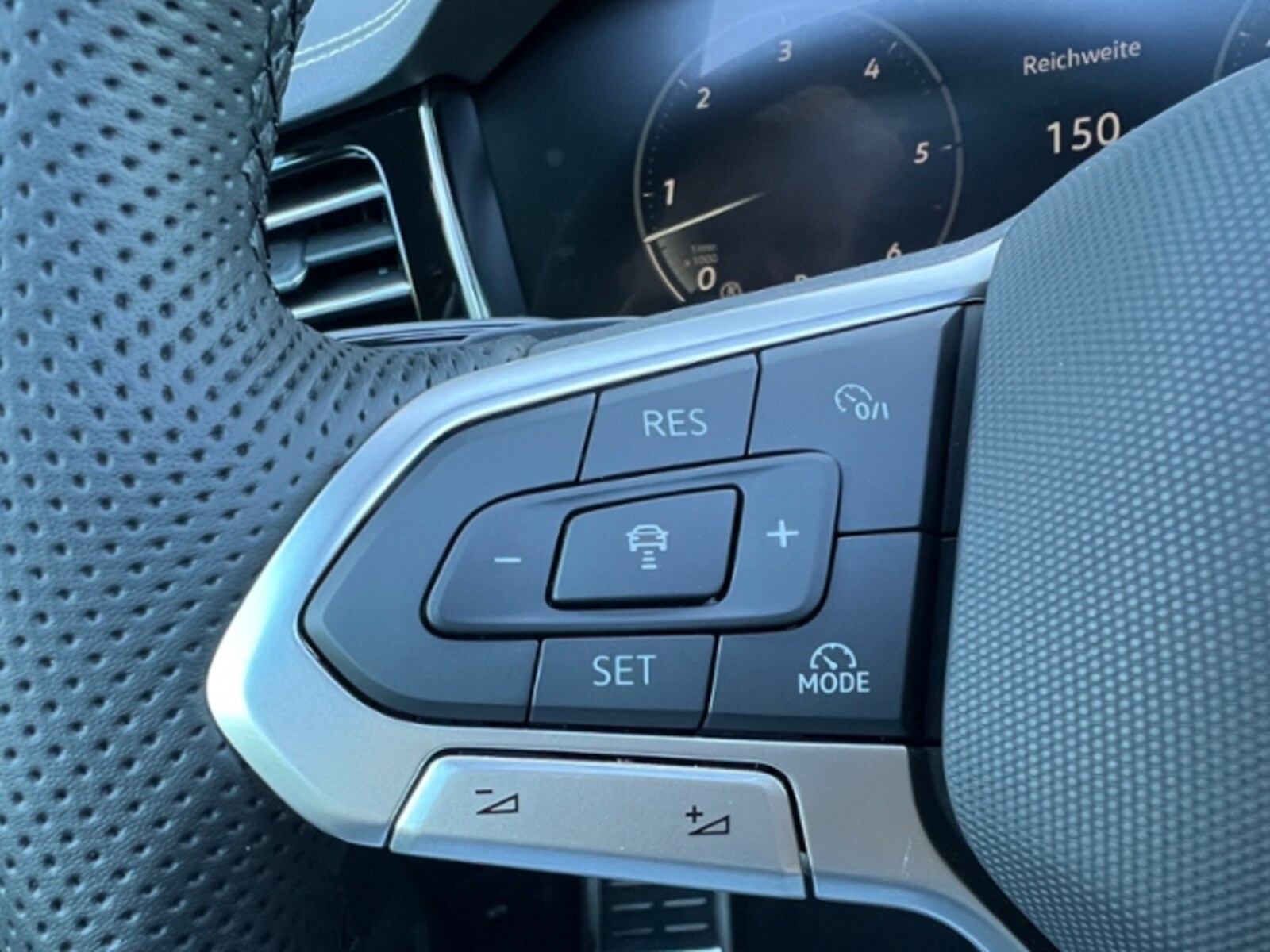 Volkswagen Touareg – Bild 14