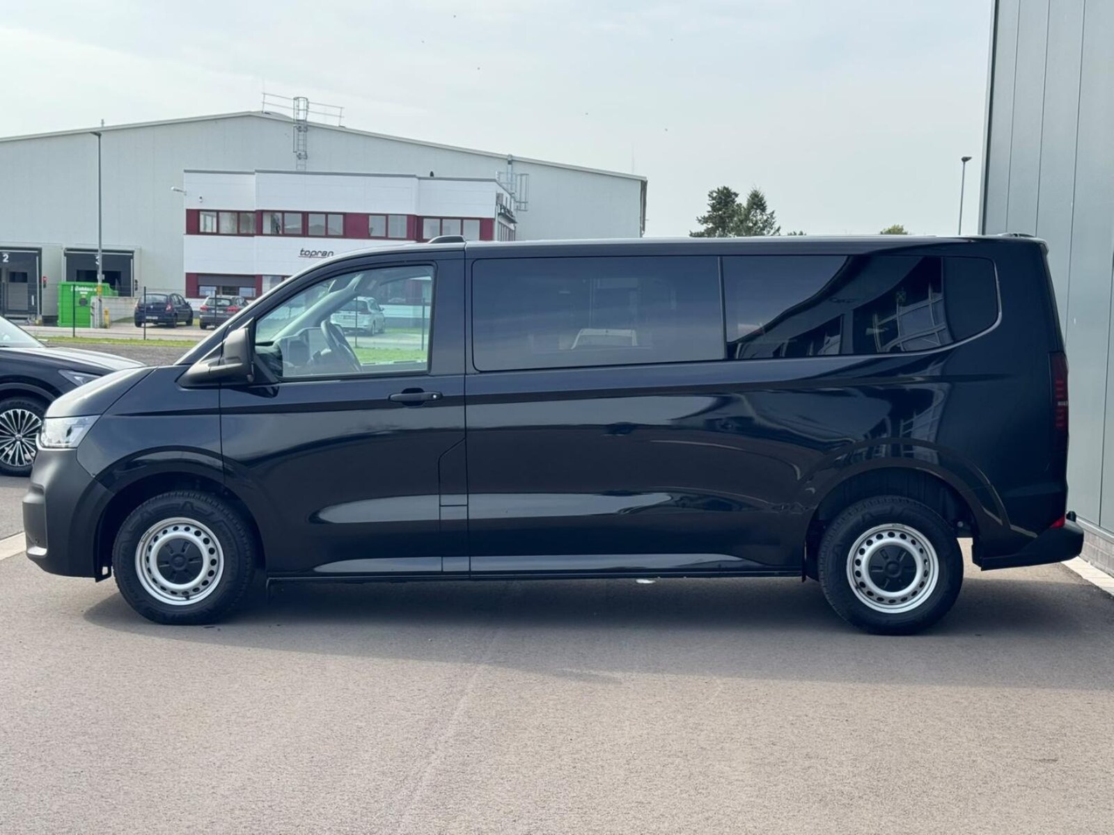Volkswagen Transporter Kombi langer Radstand – Bild 22