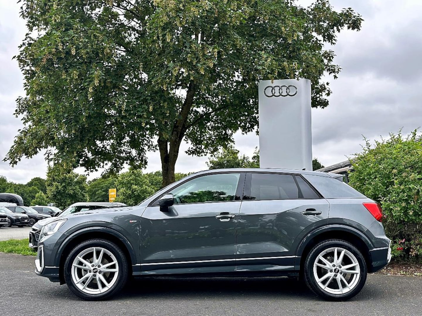 Bild über Audi Q2 S line 30 TFSI Schaltgetriebe - für weitere Informationen kontaktieren Sie den Audi Partner