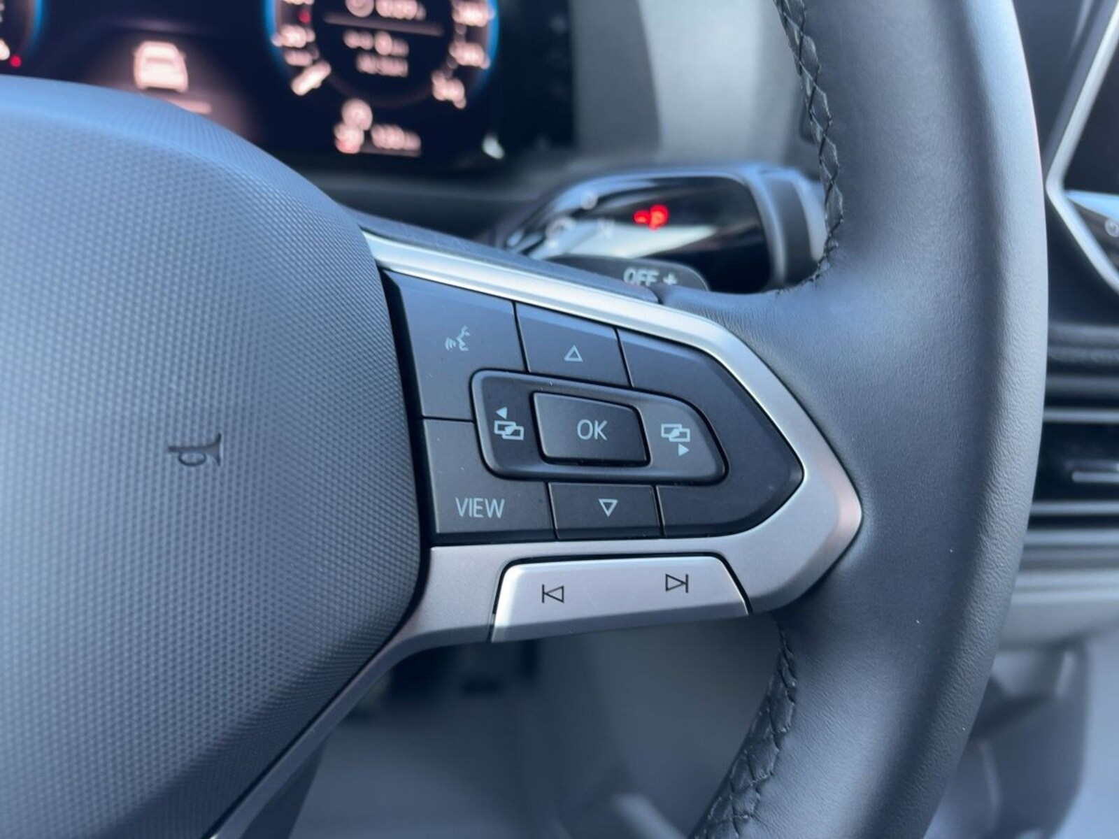 Volkswagen Crafter Kasten mittlerer Radstand – Bild 19