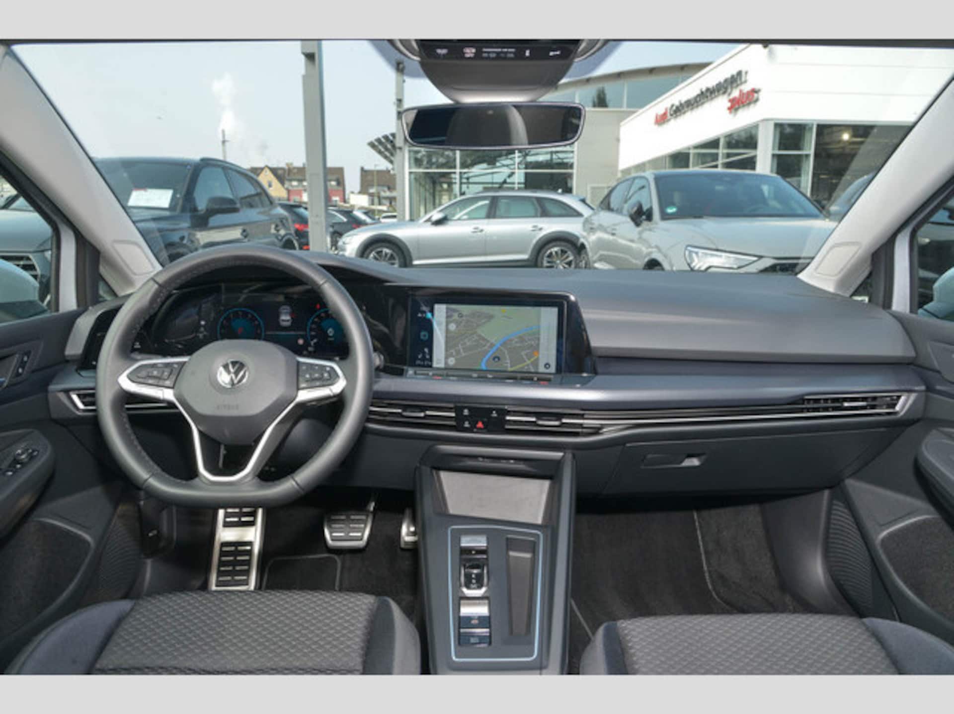 Volkswagen Golf United