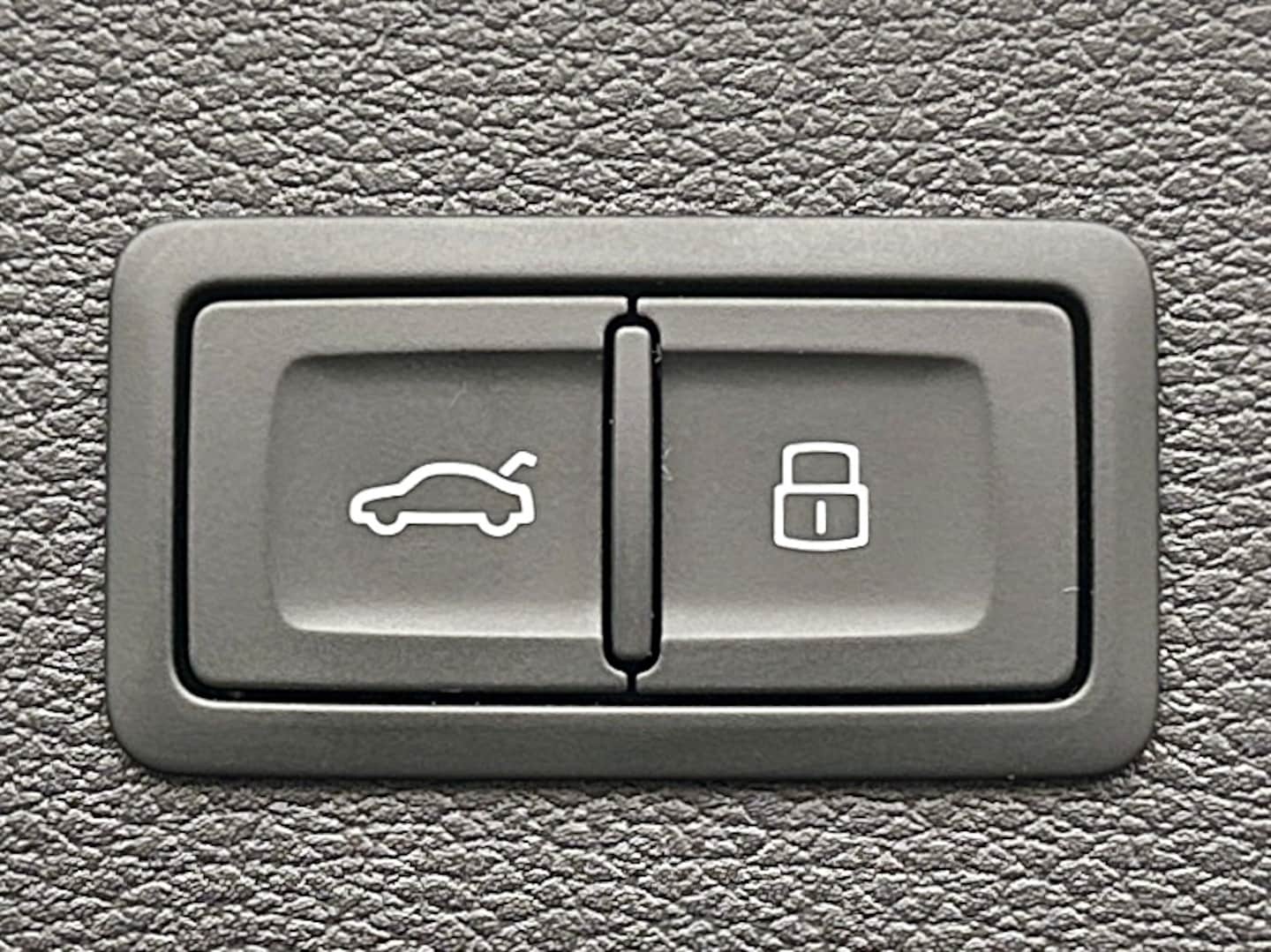Bild über Audi Q2 S line 30 TFSI Schaltgetriebe - für weitere Informationen kontaktieren Sie den Audi Partner