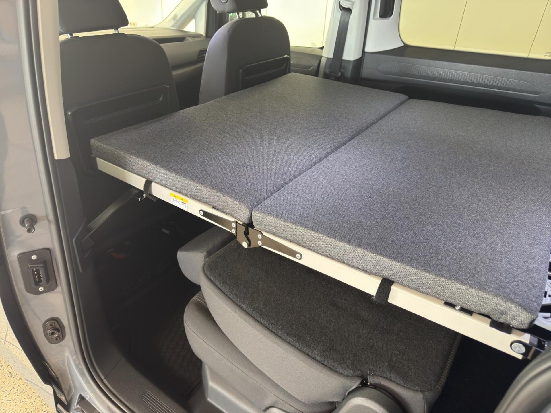Volkswagen Caddy Maxi California