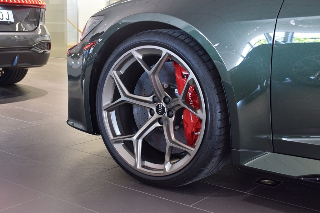 Image about Audi RS 6 Avant RS 6 Avant performance 630 hk tiptronic