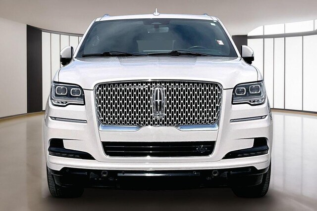 2024 Lincoln Navigator
