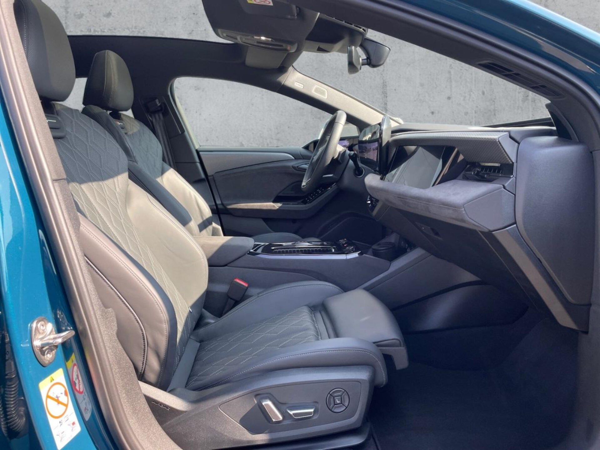 Audi A6 Avant e-tron edition one