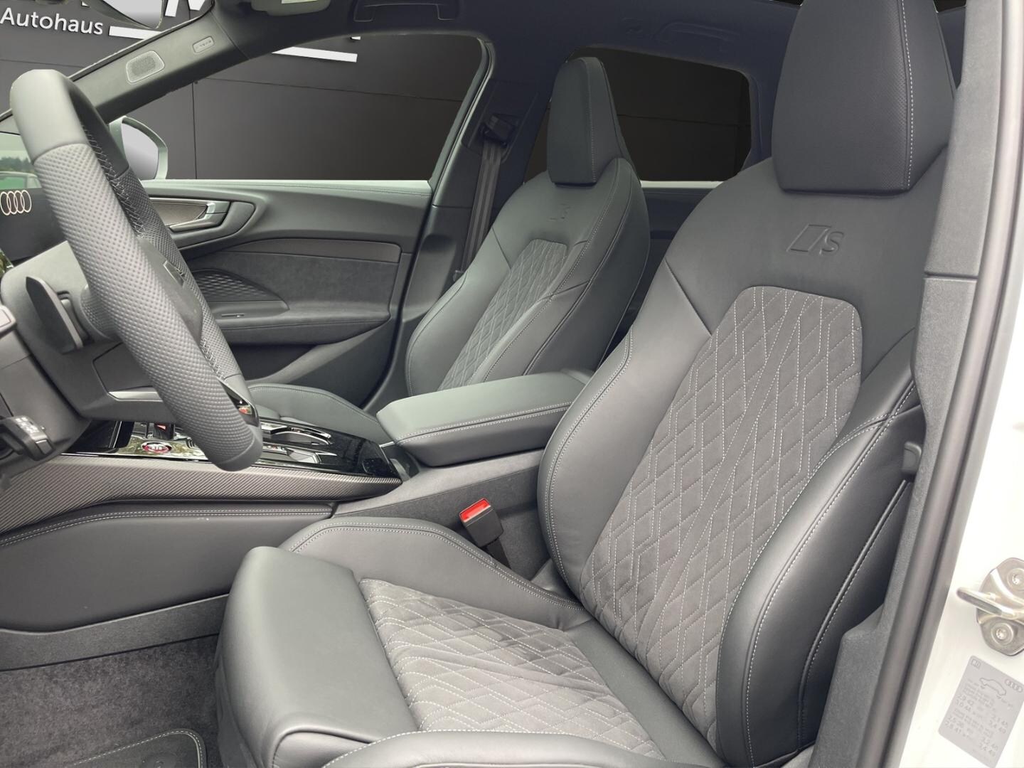 Bild über Audi A5 Avant e-hybrid e-hybrid quattro 270 kW S tronic - für weitere Informationen kontaktieren Sie den Audi Partner