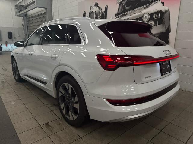 2023 AUDI E-TRON - Image 7
