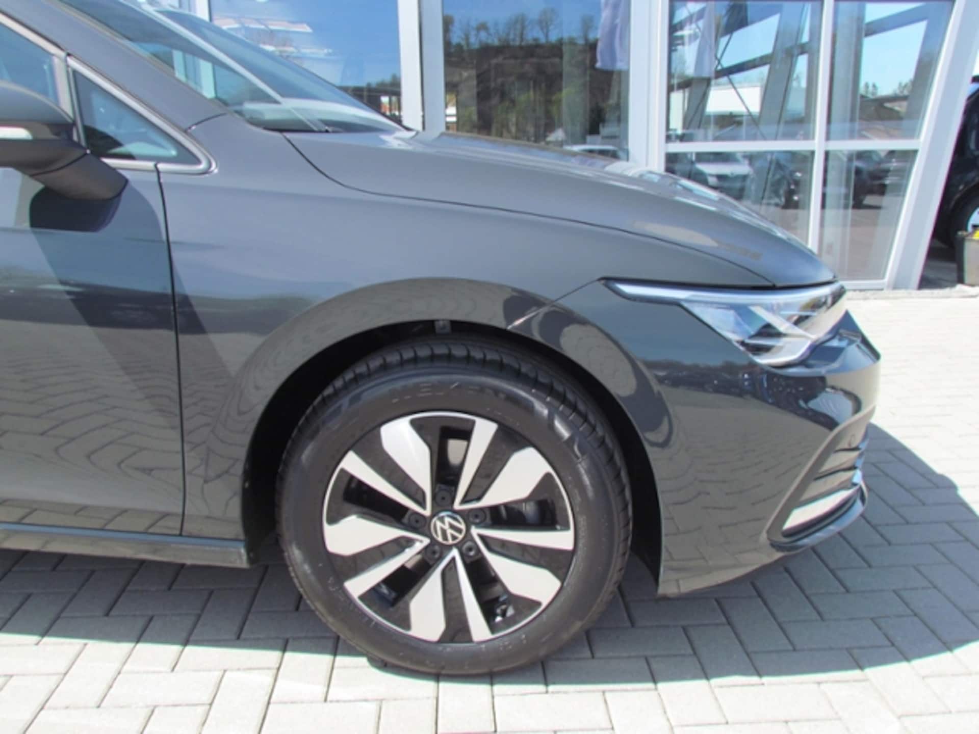 Volkswagen Golf MOVE