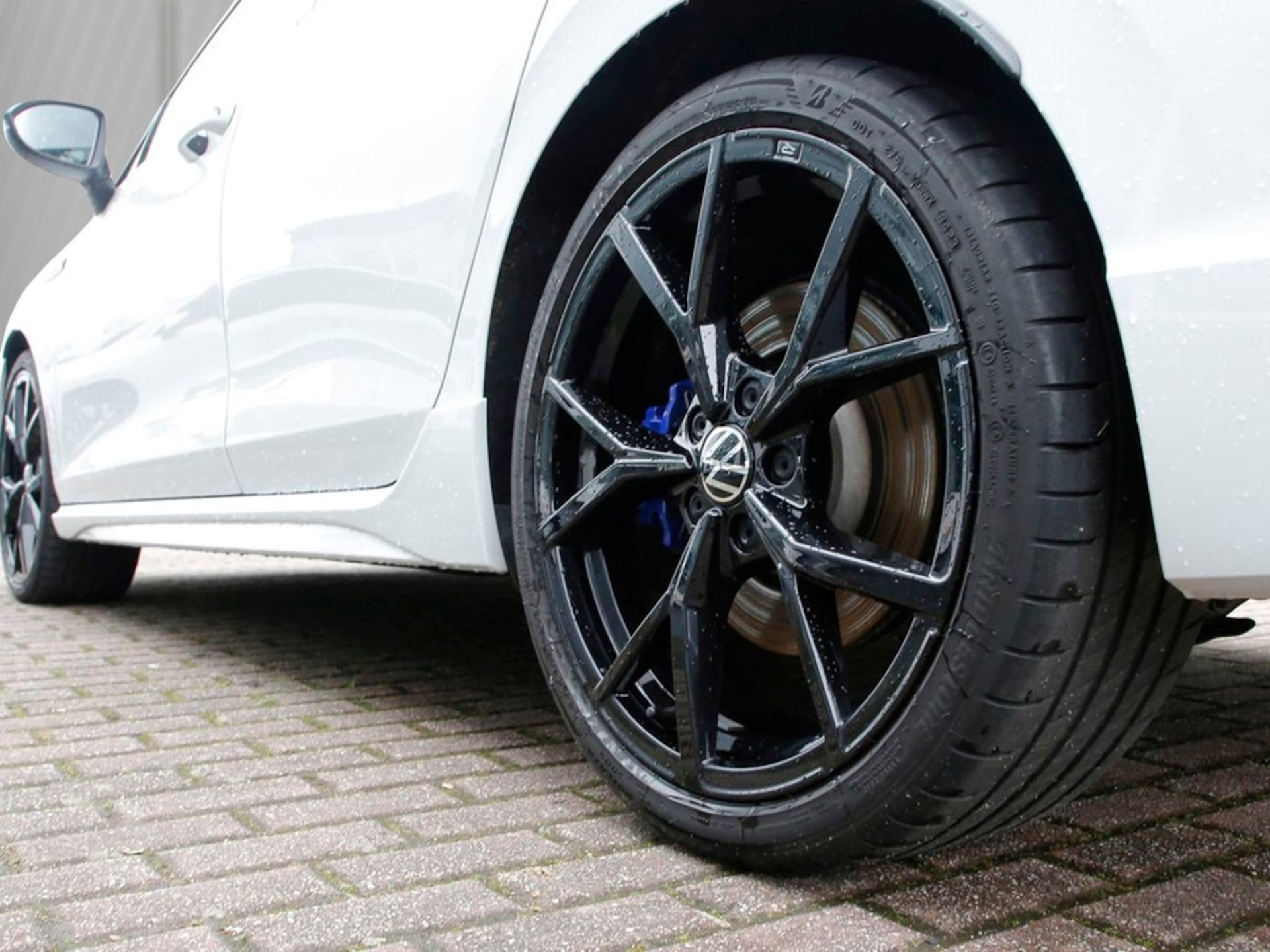 Volkswagen Golf R