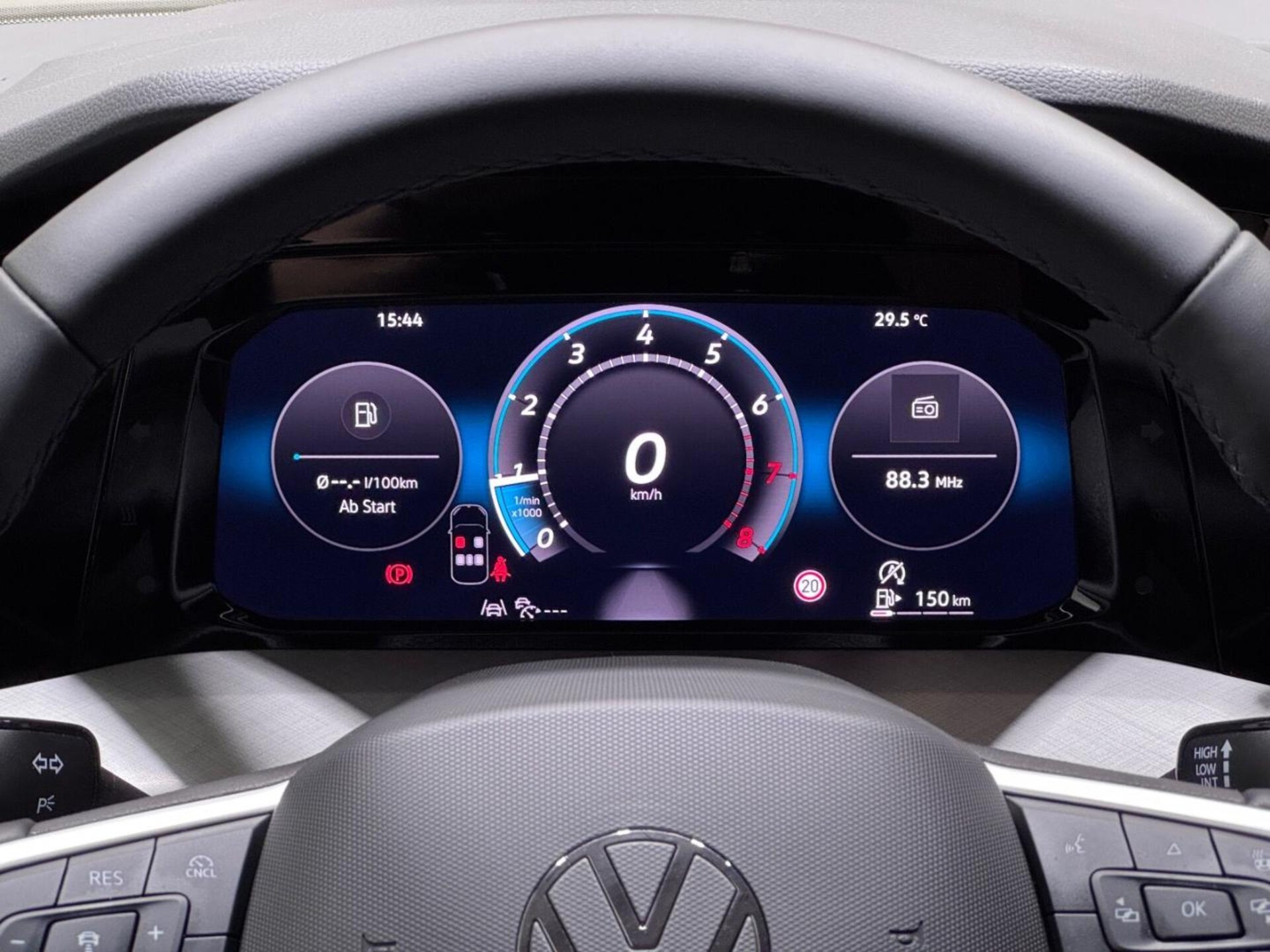 Volkswagen Golf Life