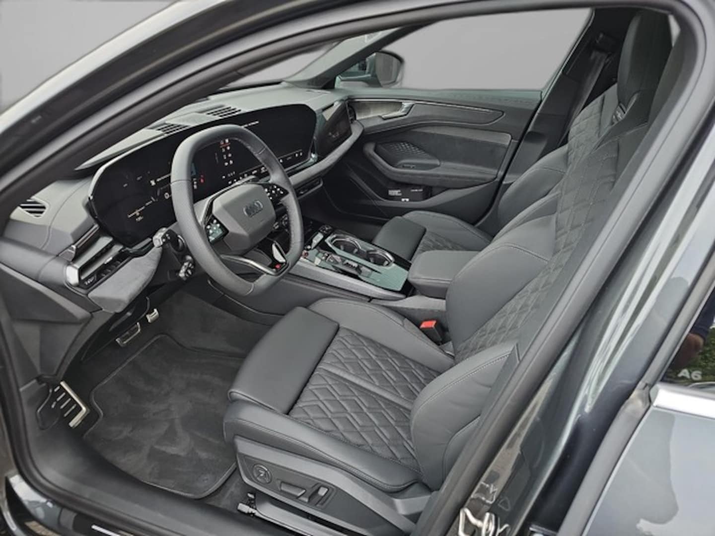 Bild über Audi A6 Limousine TDI quattro 150 kW S tronic - für weitere Informationen kontaktieren Sie den Audi Partner