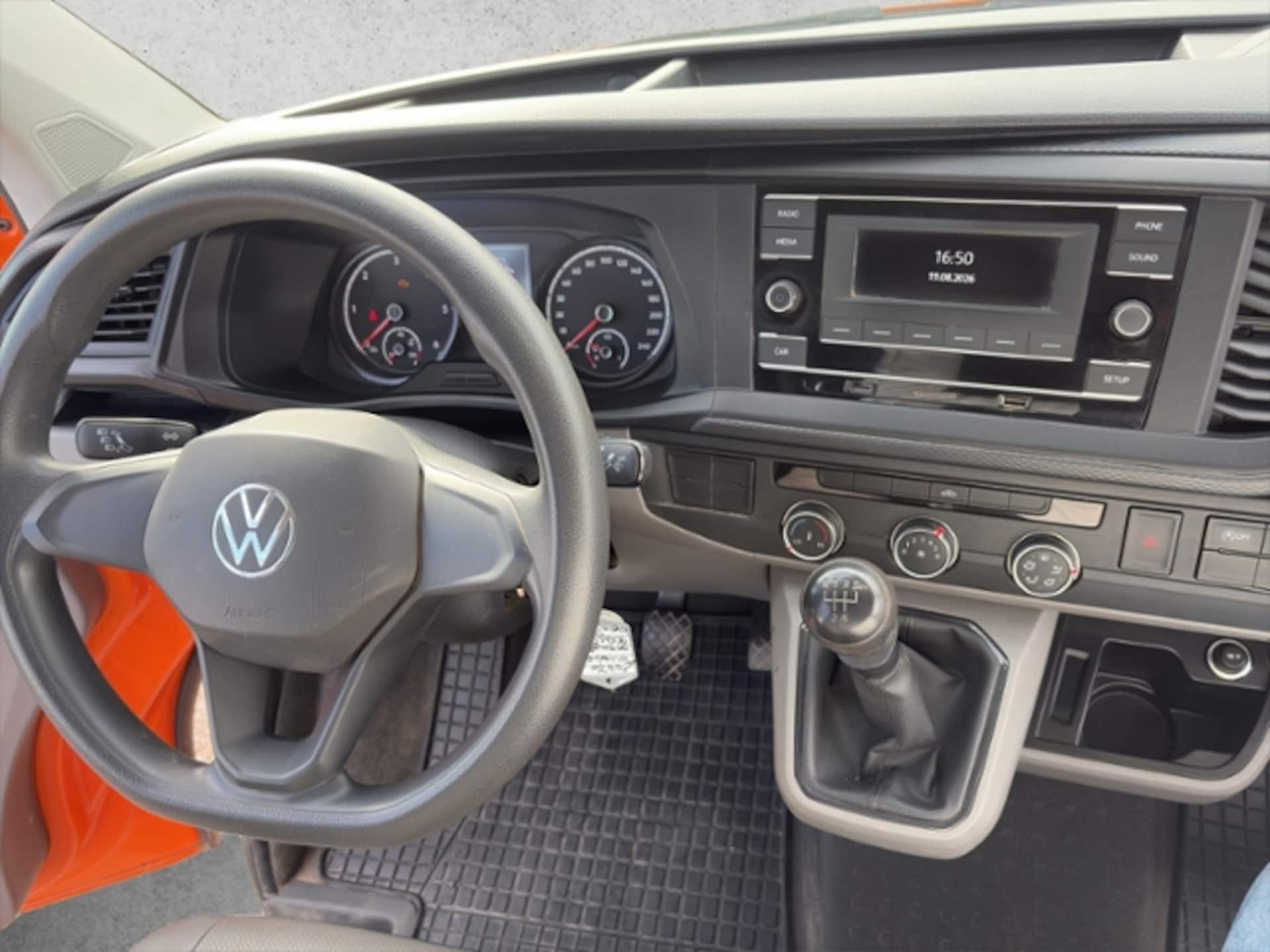 Volkswagen T6.1 Transporter Pritschenwagen Doppelkabine