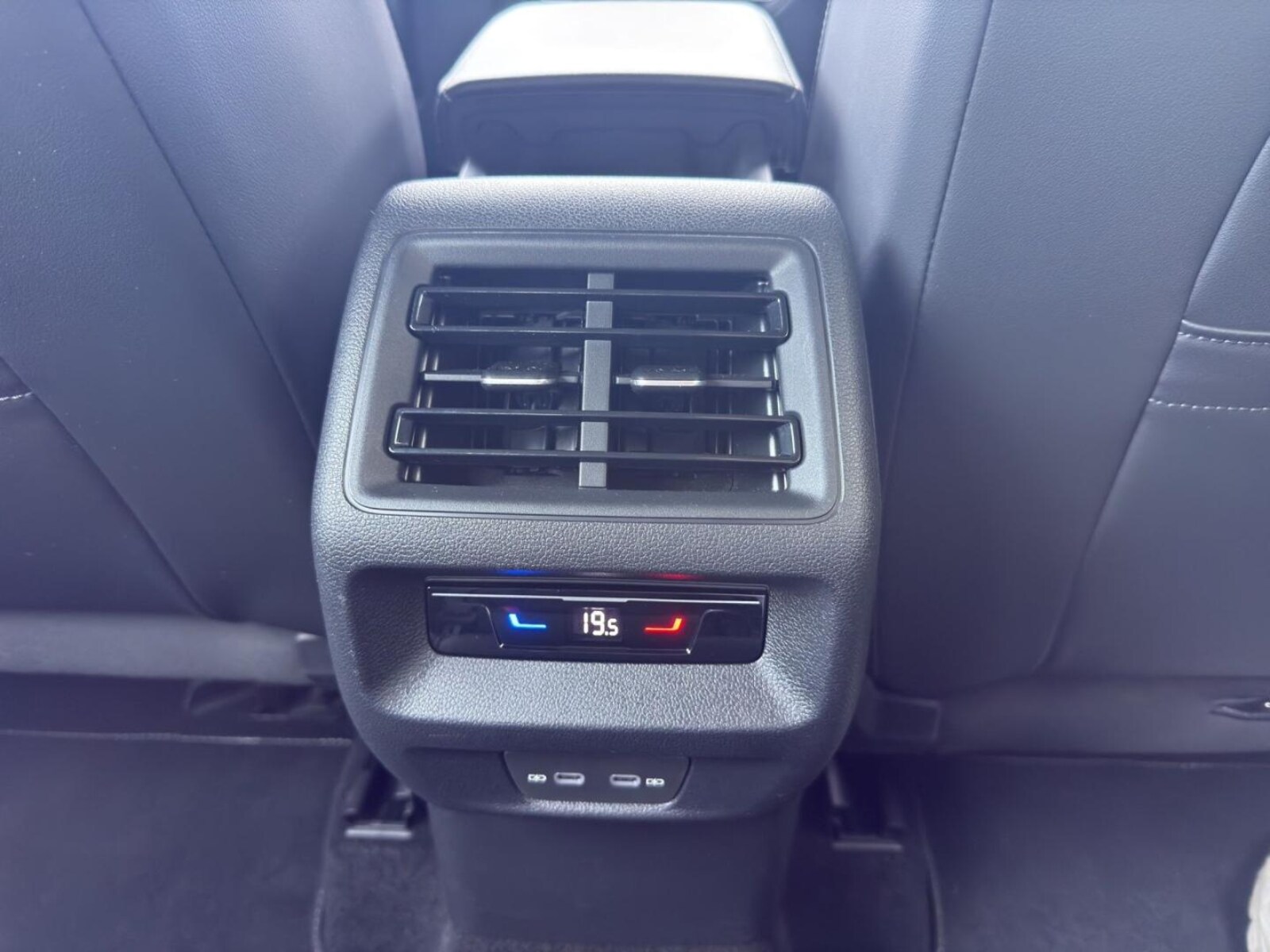Volkswagen Tiguan – Bild 17