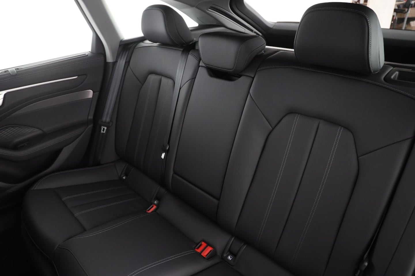 Bild über Audi A6 Avant TFSI 150 kW S tronic - für weitere Informationen kontaktieren Sie den Audi Partner
