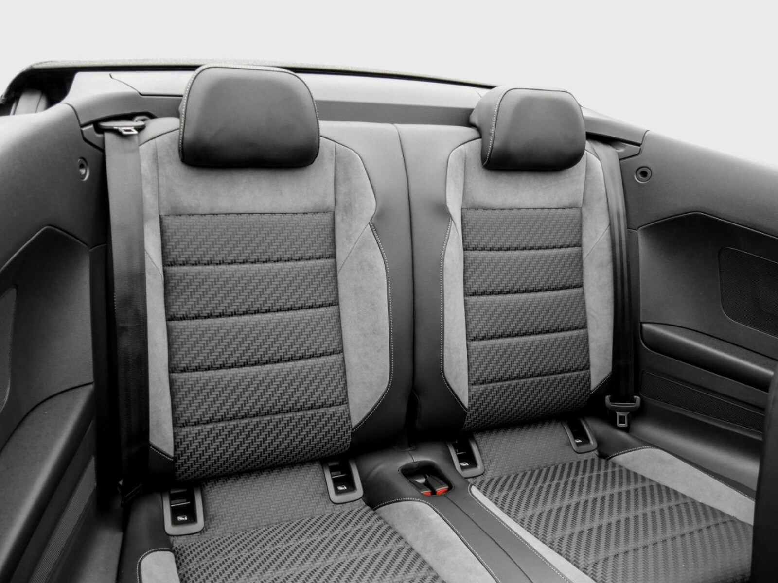 Volkswagen T-Roc Cabriolet – Bild 4