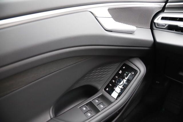 2026 Audi A6 Premium Plus - Photo 21