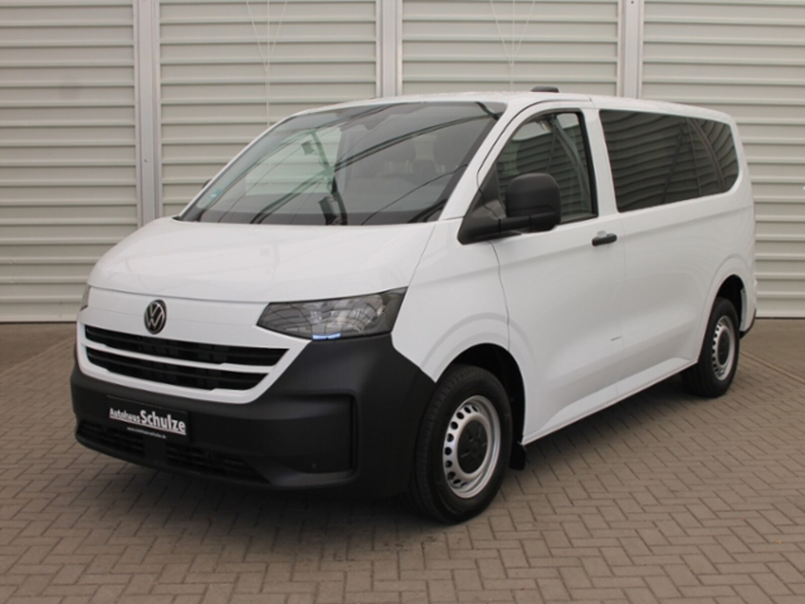 Volkswagen Transporter Kombi kurzer Radstand – Bild 2