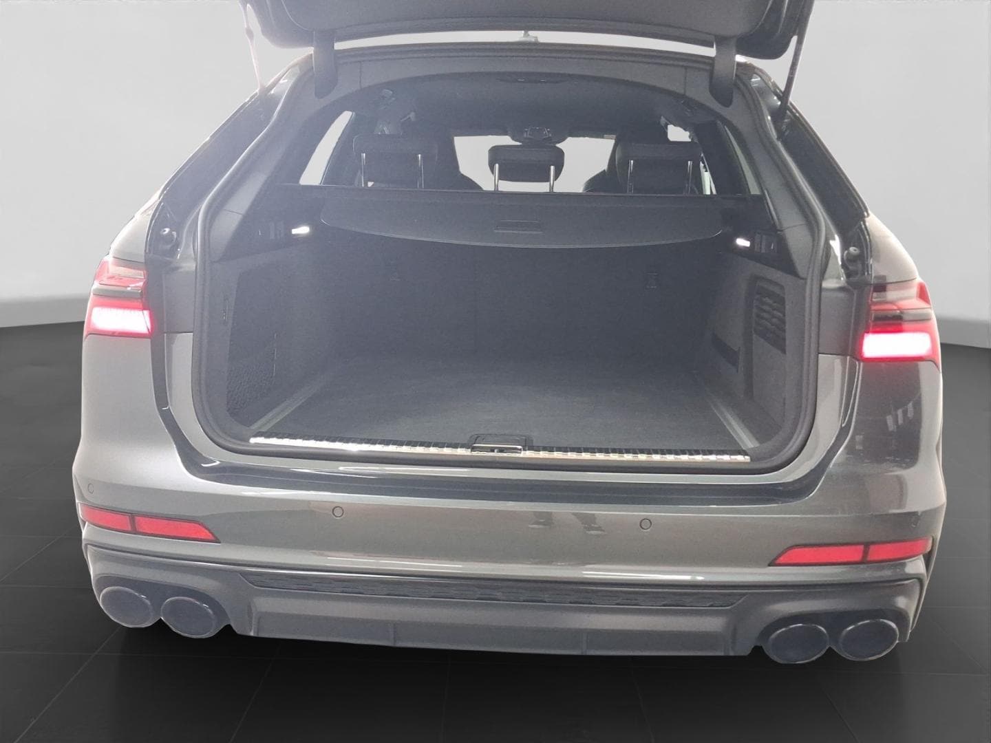 Bild über Audi S6 Avant TDI quattro tiptronic - für weitere Informationen kontaktieren Sie den Audi Partner