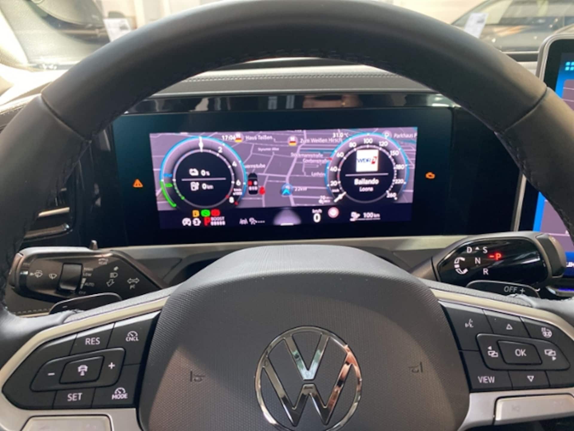 Volkswagen Passat Elegance