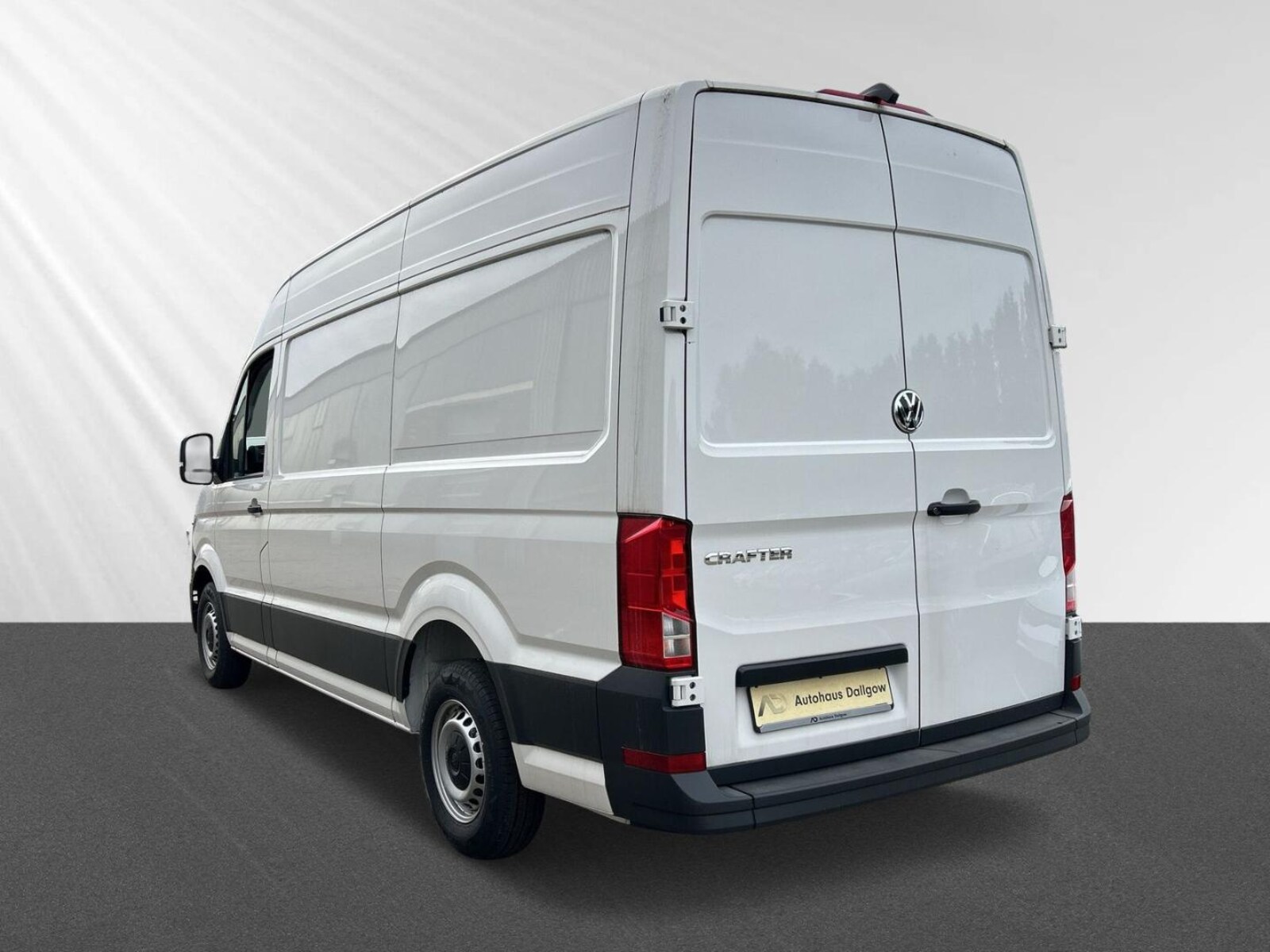 Volkswagen Crafter Kasten mittlerer Radstand – Bild 4