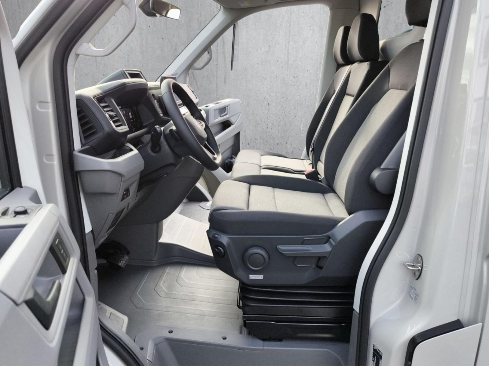 Volkswagen Crafter Kasten langer Radstand – Bild 12