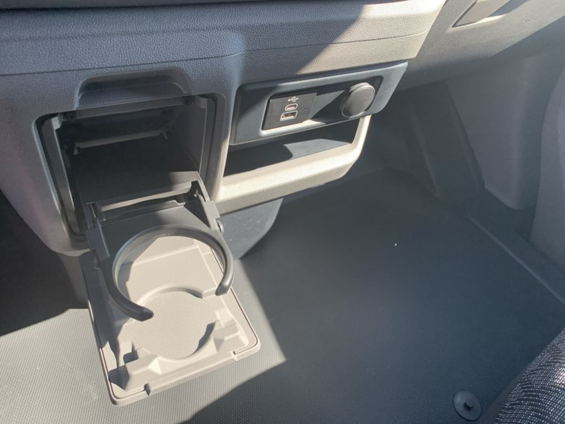 Volkswagen Transporter Kasten kurzer Radstand
