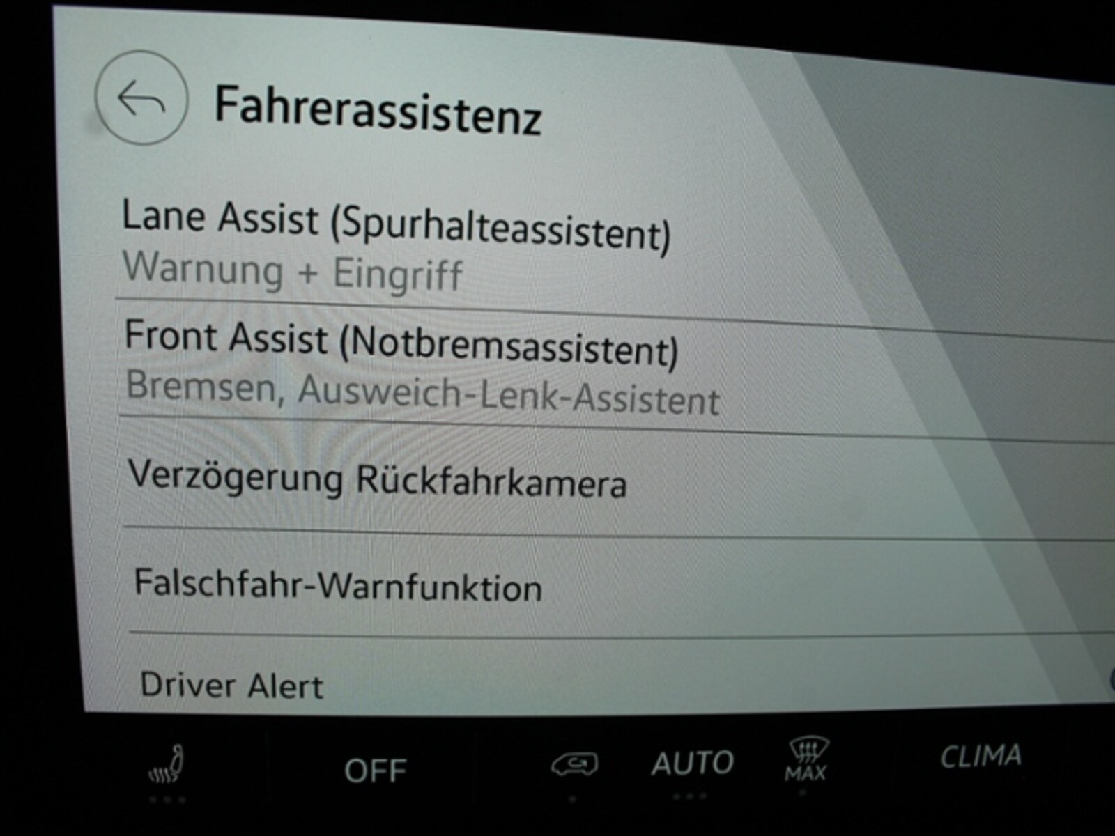 Volkswagen Transporter Kombi kurzer Radstand – Bild 26