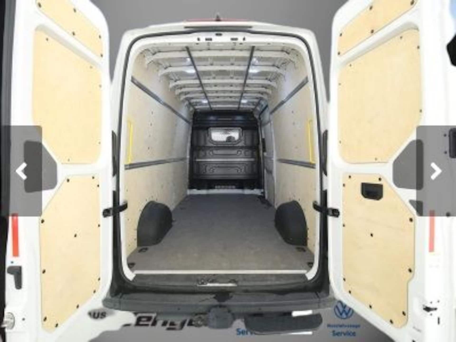 Volkswagen Crafter Kasten langer Radstand