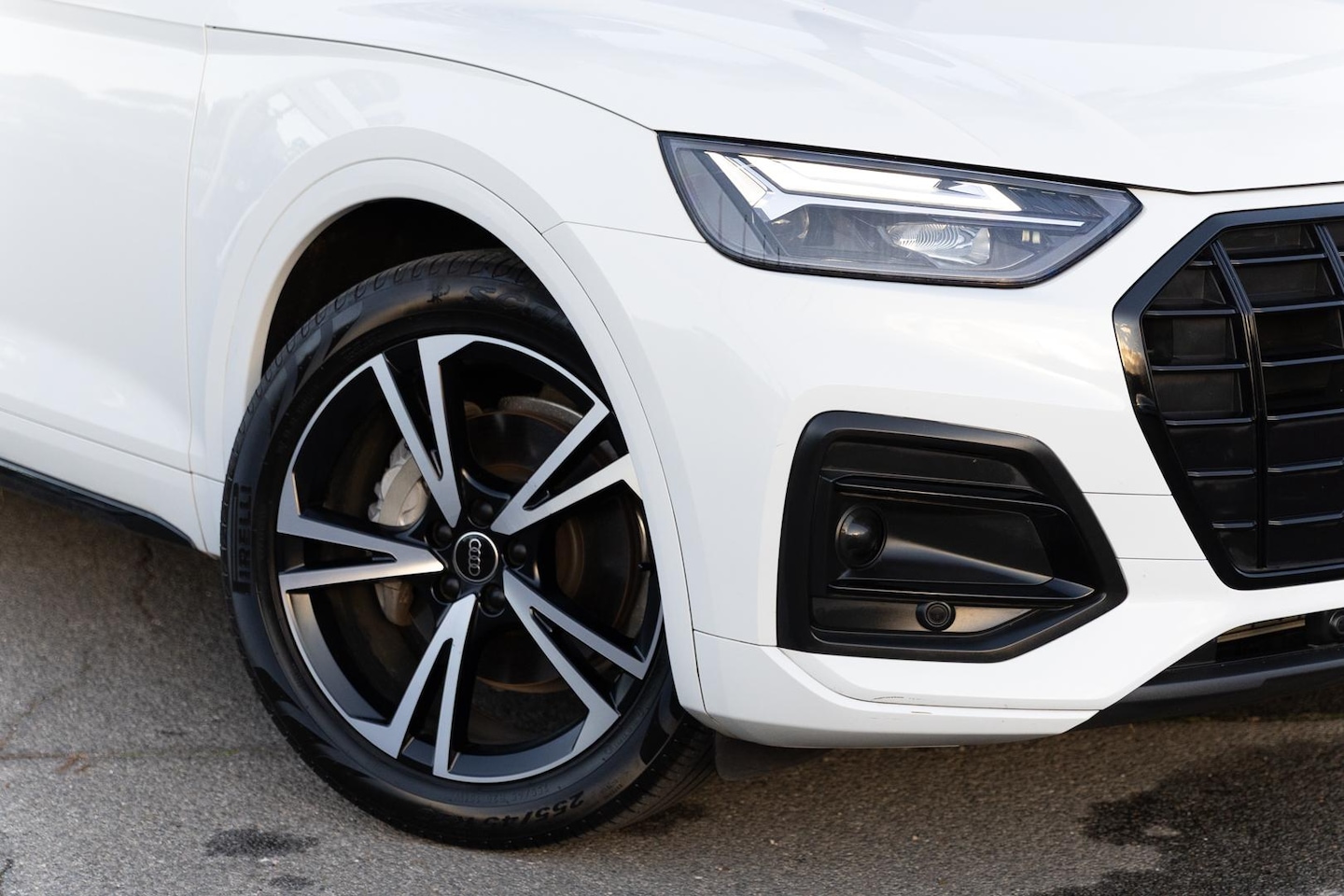 Image about Audi Q5 35 TDI S tronic