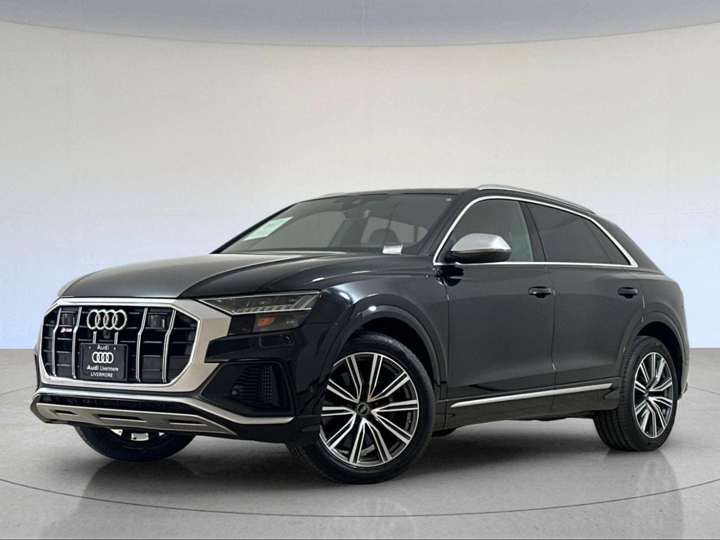 2023 Audi SQ8