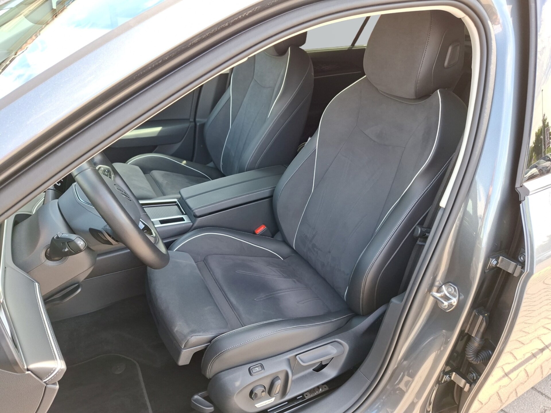 Volkswagen Passat Elegance