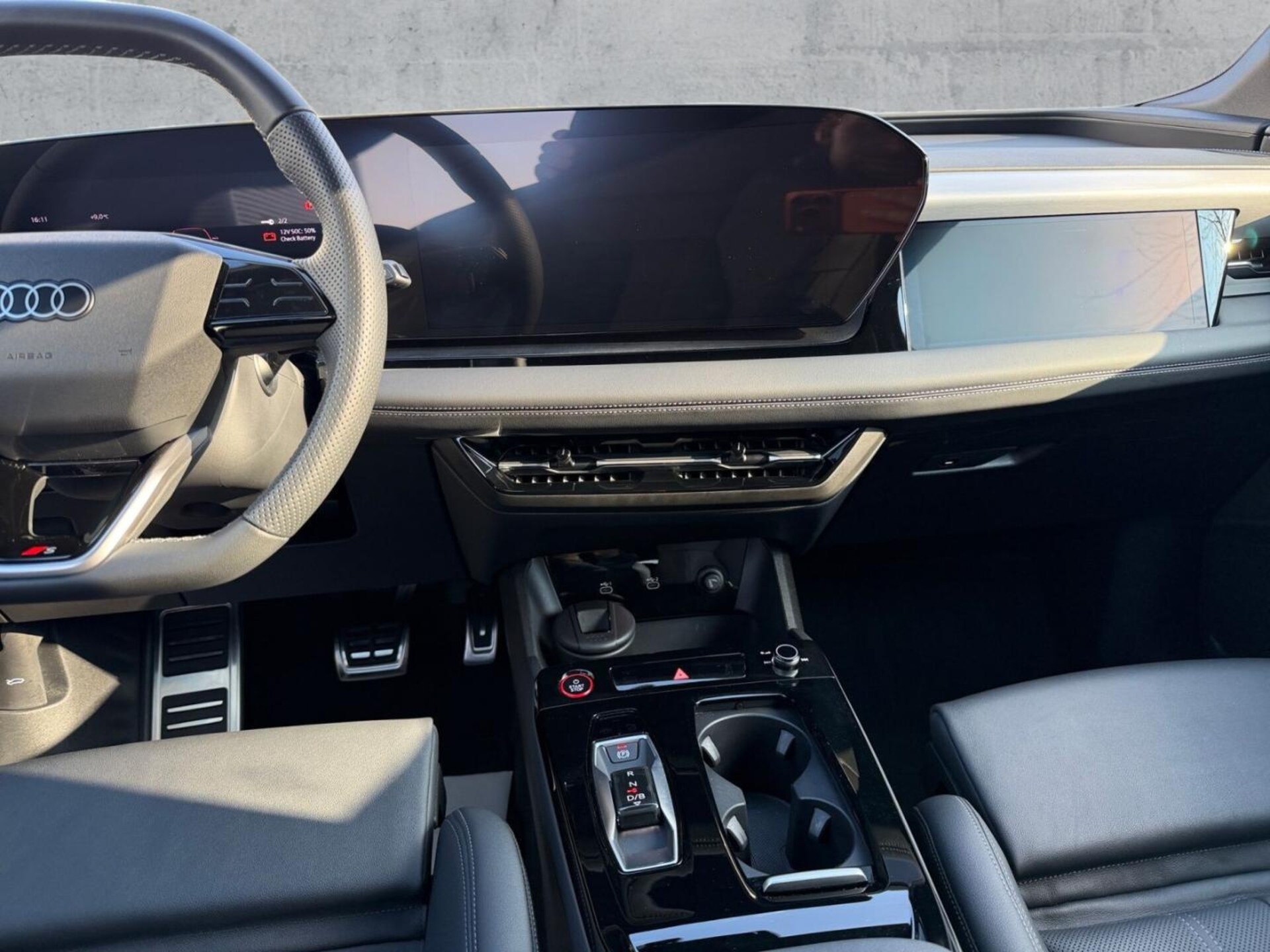 Audi SQ6 SUV e-tron