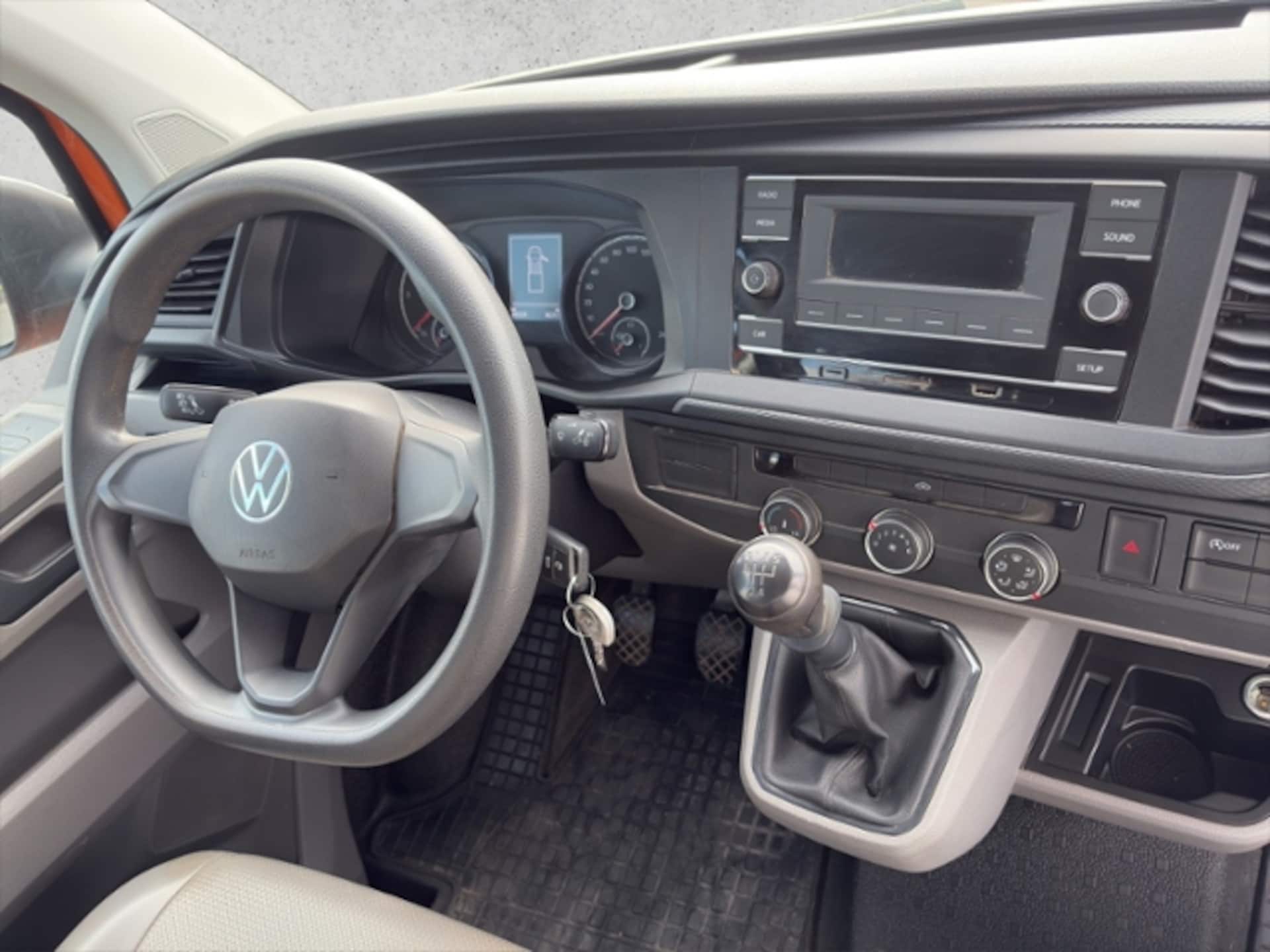 Volkswagen T6.1 Transporter Pritschenwagen Doppelkabine
