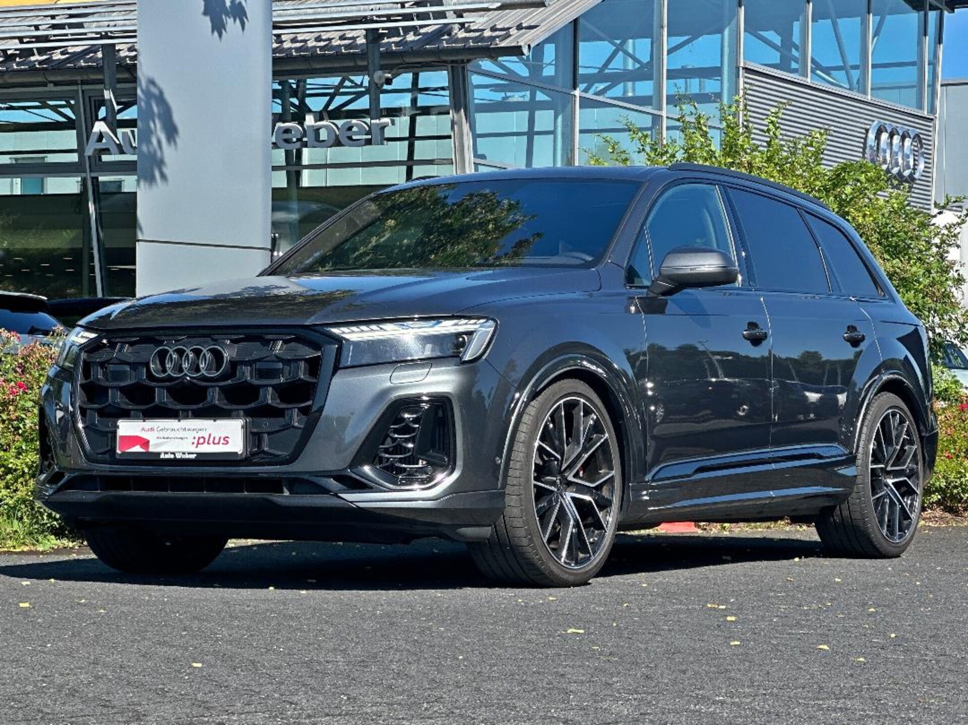 Audi SQ7 SUV